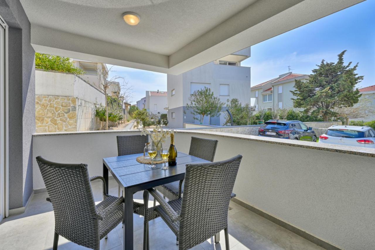 Relax Apartments Novalja Εξωτερικό φωτογραφία