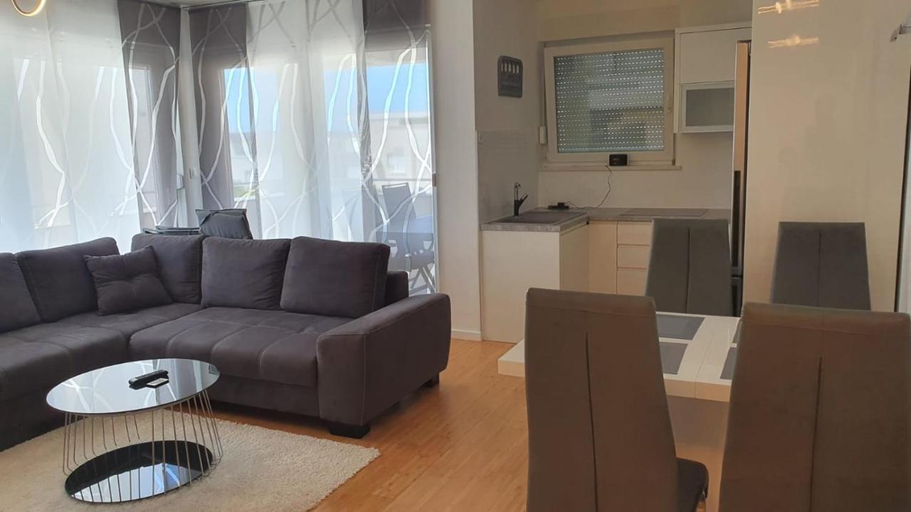 Relax Apartments Novalja Εξωτερικό φωτογραφία