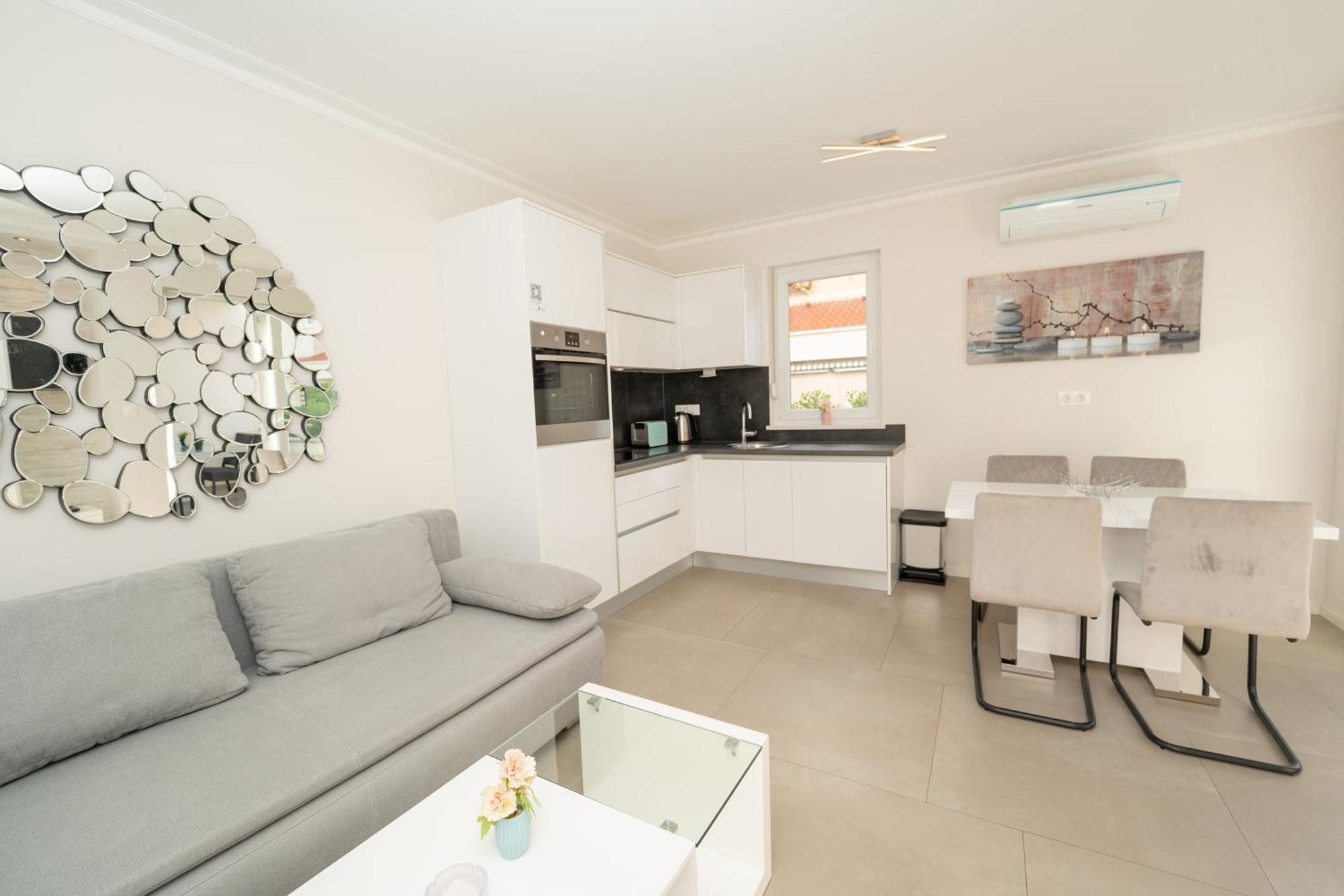 Relax Apartments Novalja Εξωτερικό φωτογραφία