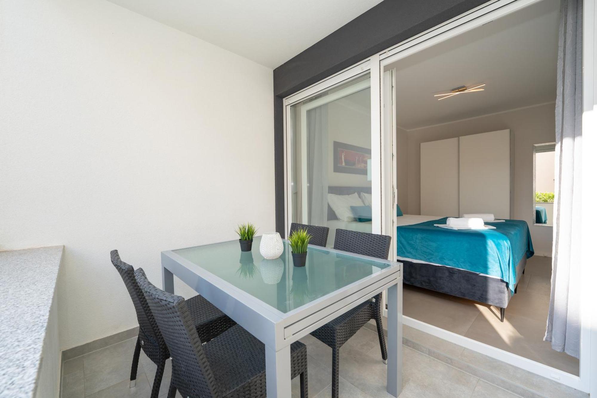 Relax Apartments Novalja Εξωτερικό φωτογραφία