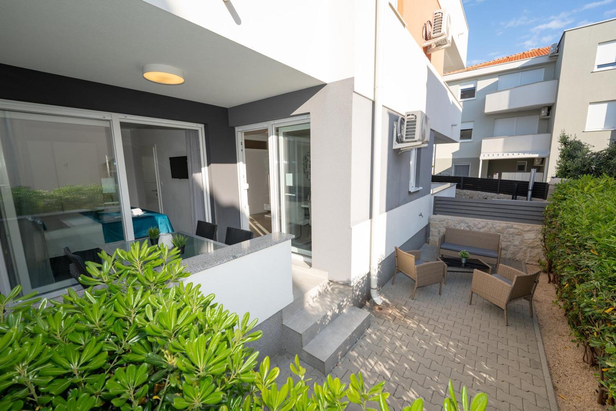 Relax Apartments Novalja Εξωτερικό φωτογραφία