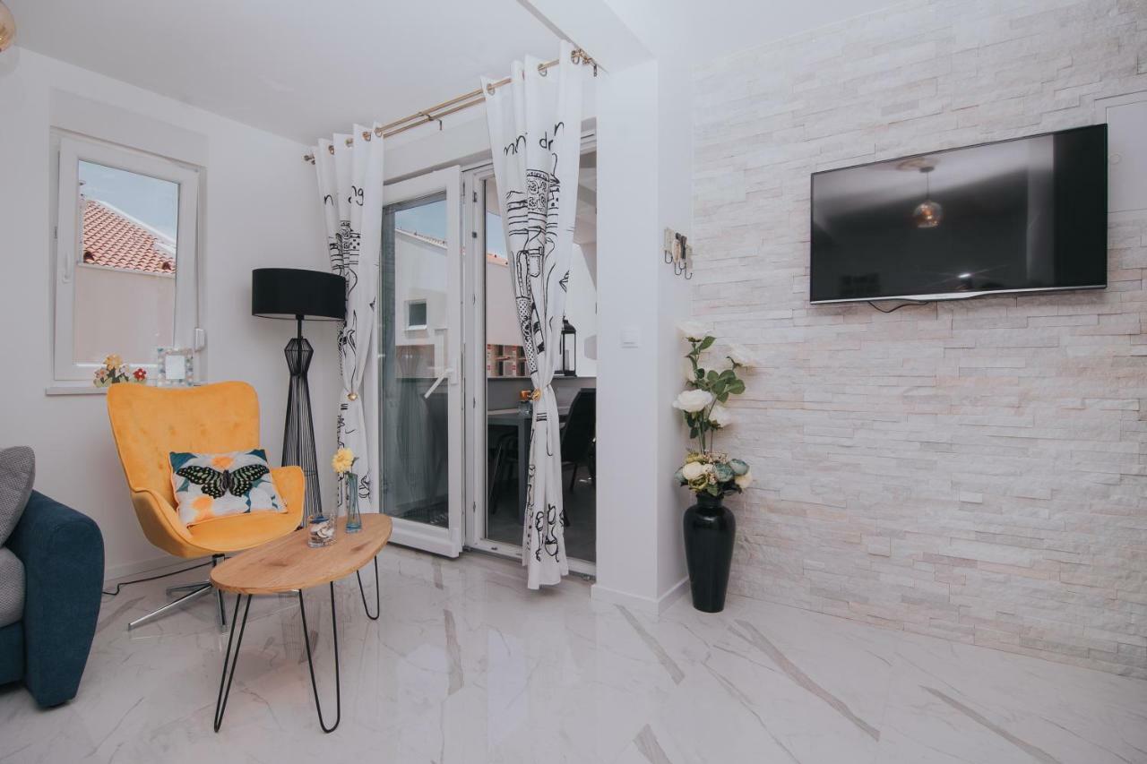 Relax Apartments Novalja Εξωτερικό φωτογραφία
